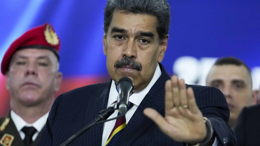 Maduro acusa a los dueños de la red TikTok de promover una guerra civil en Venezuela